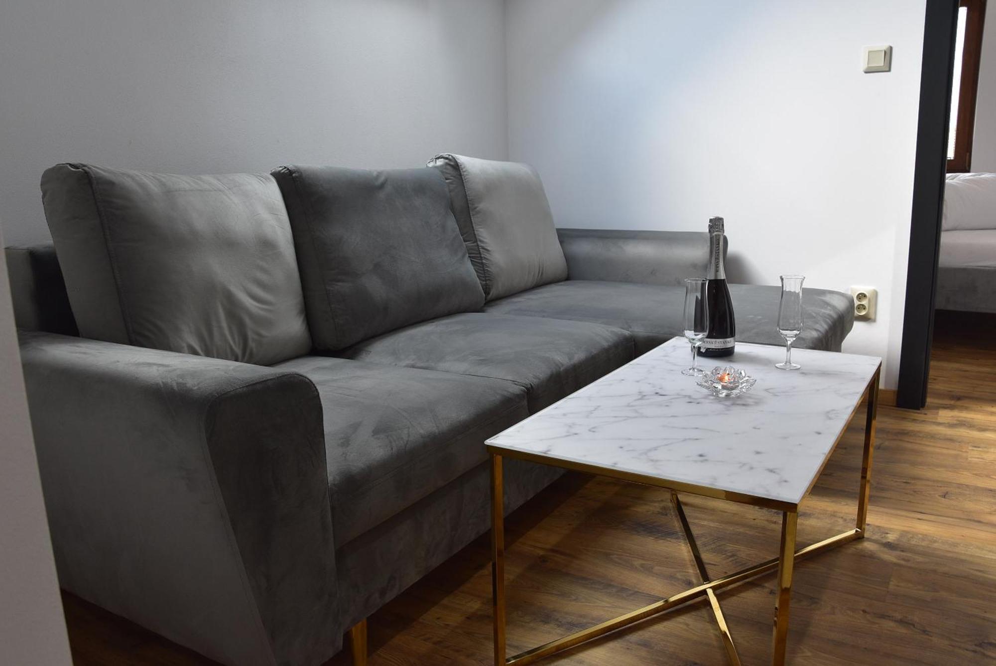 Apartmany Zakovce & Spa Veľka Lomnica Bagian luar foto